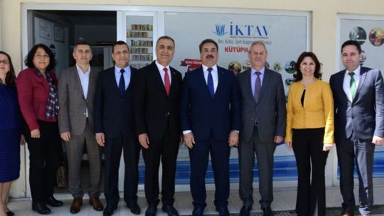 İLİMİZİN İLK ÖZEL, ARAŞTIRMA KÜTÜPHANESİ TÖRENLE AÇILDI