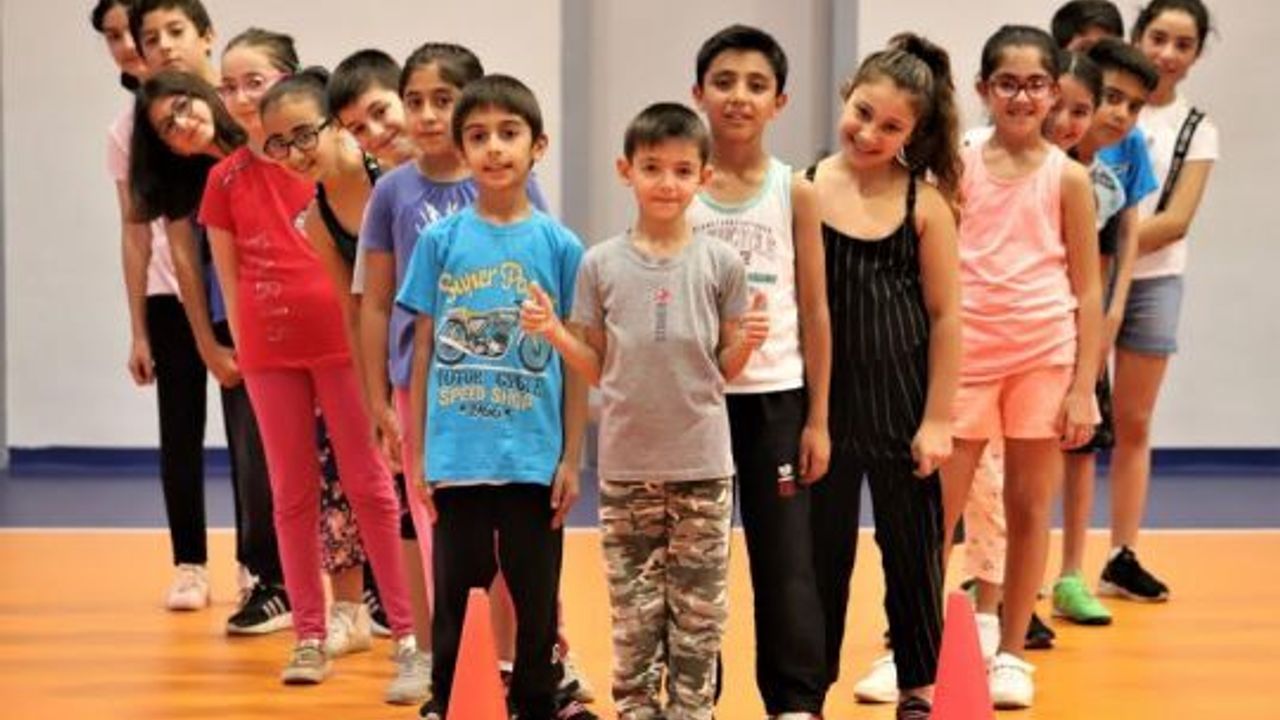 Büyükşehir Spor Okulları’nda yaz sezonu sona erdi