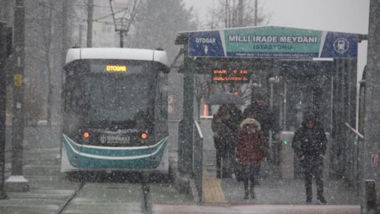 Otobüs ve tramvaylar, kış tarifesine geçti
