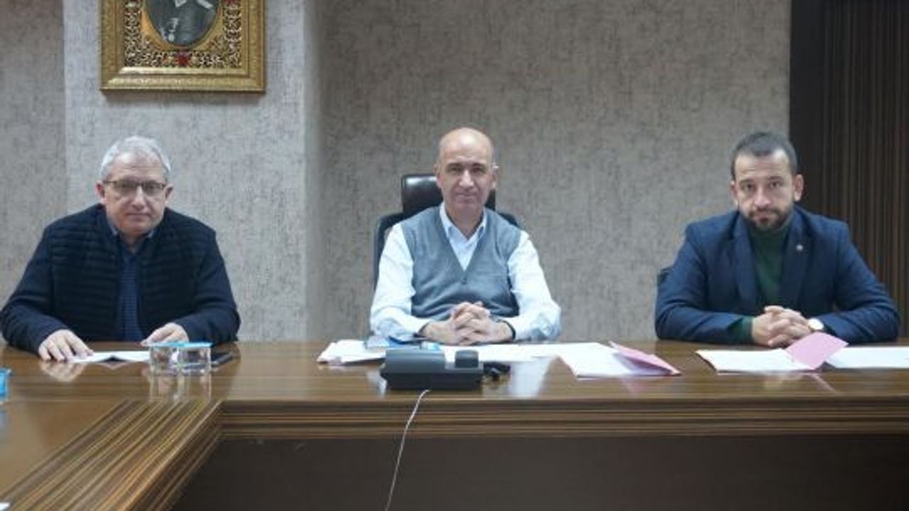 İZMİT BELEDİYESİNDE HAFTALIK ENCÜMEN TOPLANTISI GERÇEKLEŞTİRİLDİ