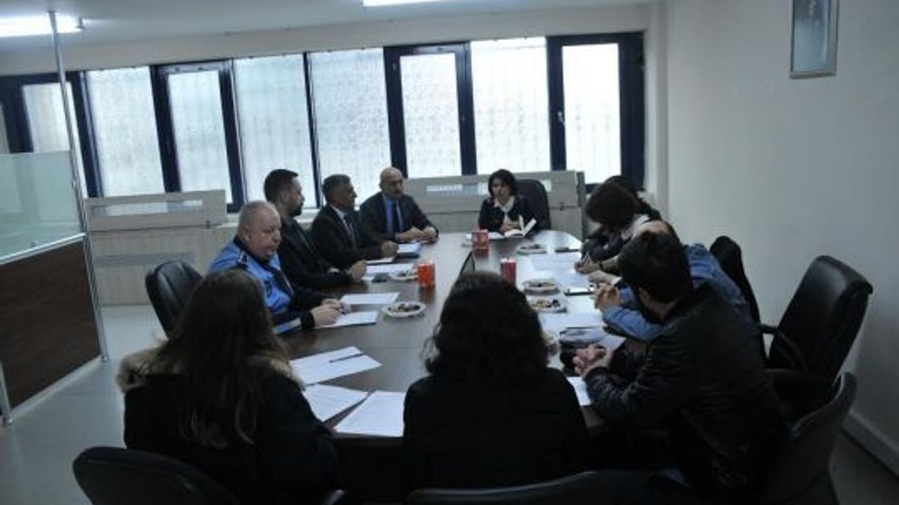 İzmit Belediyesi ve hayvanseverler  sokak hayvanları için toplandı