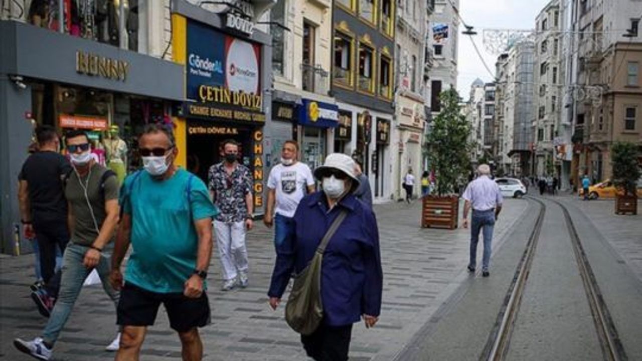 81 ile COVID-19 genelgesi: Tüm alanlarda maske takmak zorunlu oldu