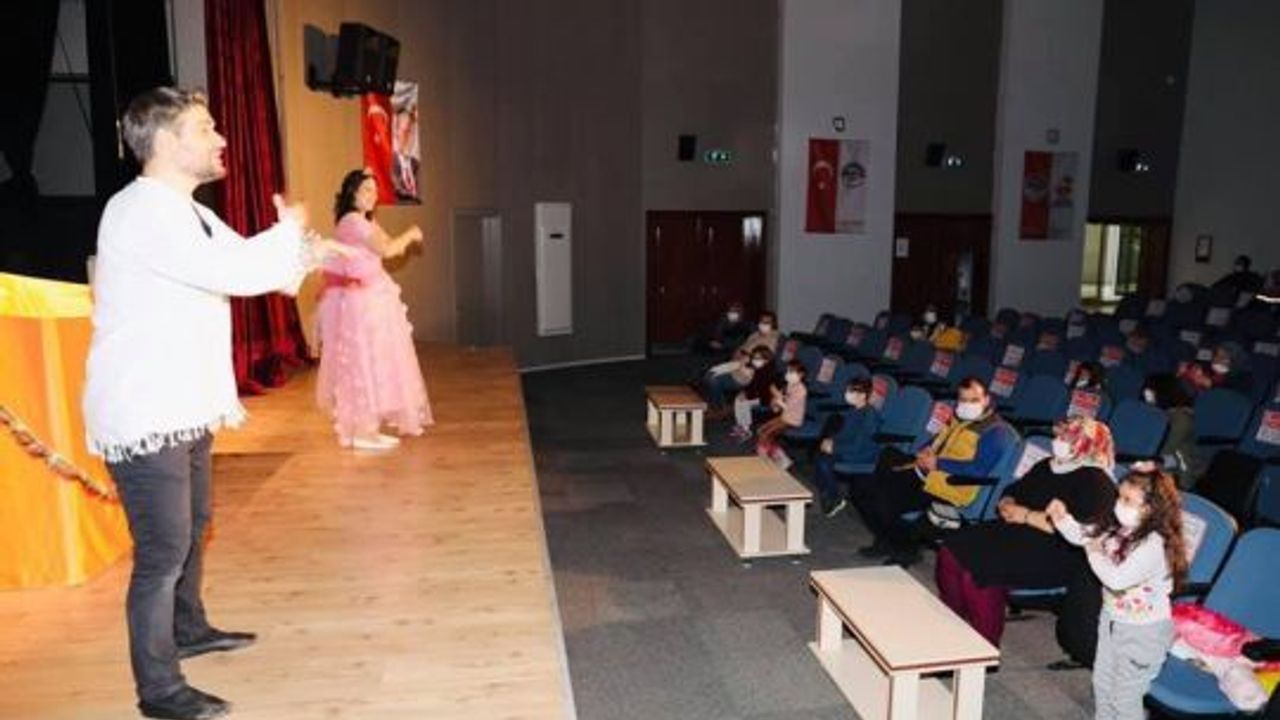 Körfezli Çocuklar, ‘Şaşkın Korsan’la eğlendi