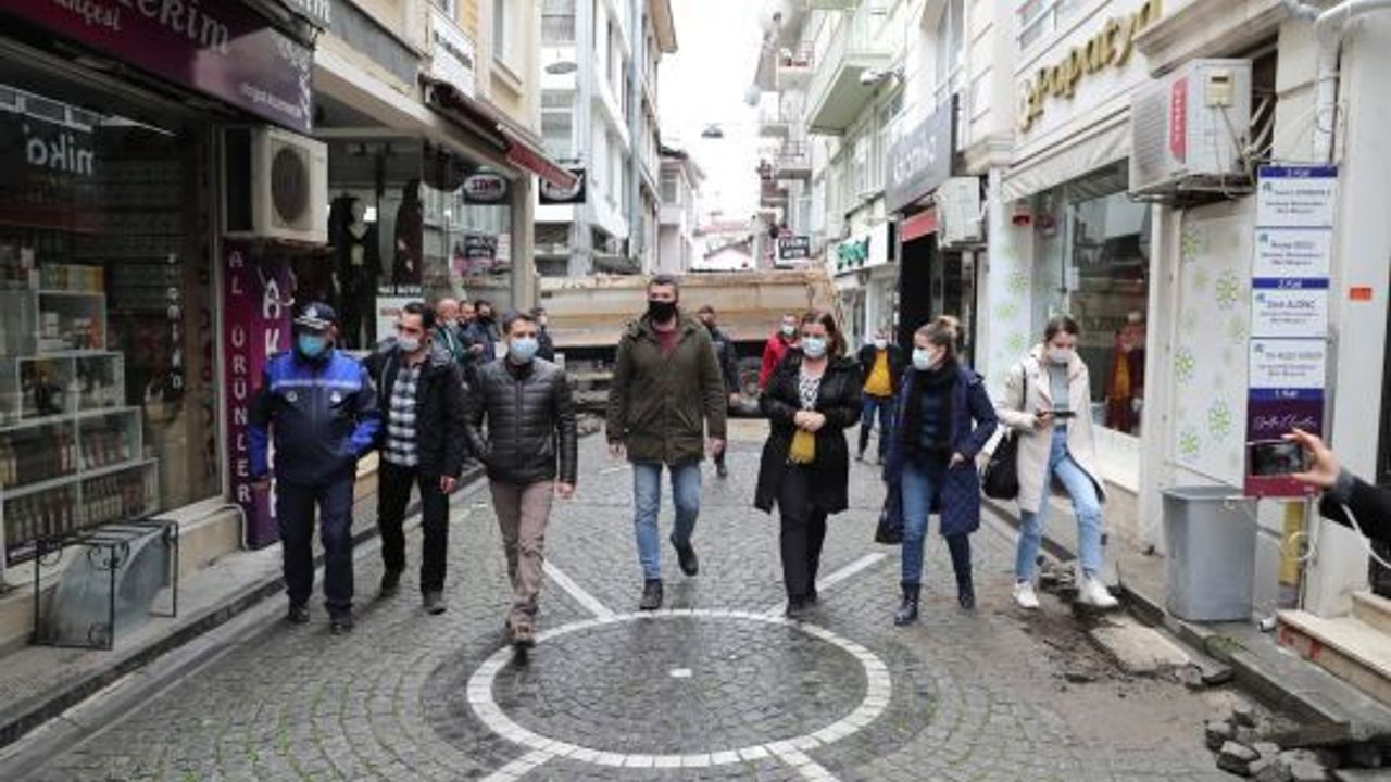 İzmit Feridun Özbay Caddesi'nde zemin çalışmaları başladı