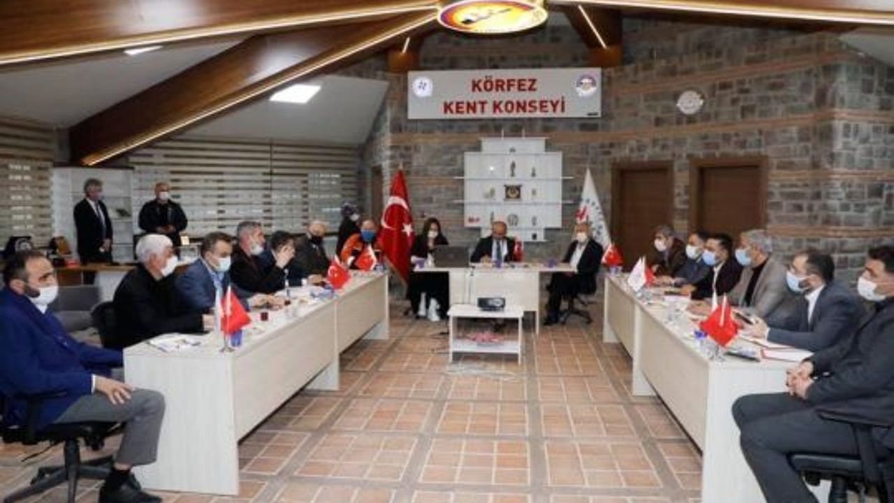 Körfez’de ortak akılla yönetim