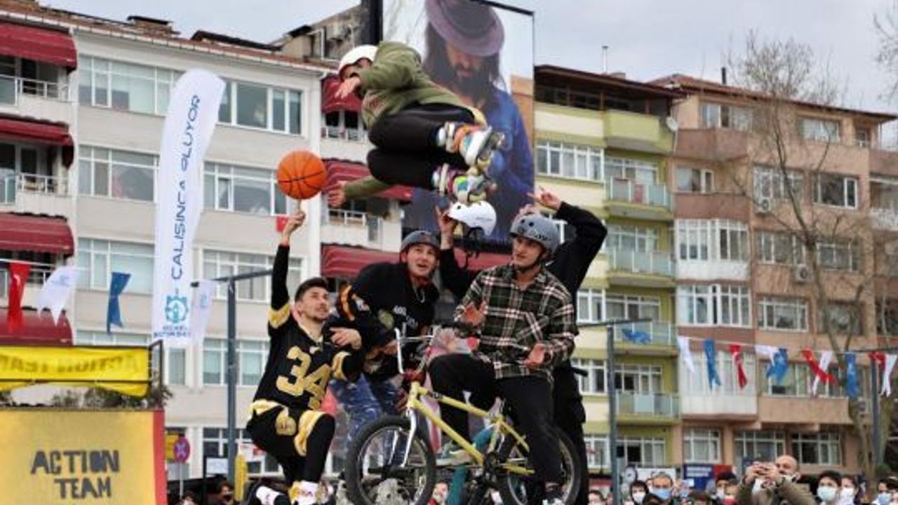 Başkan Büyükakın, "Daha güzel yarınlar için gece gündüz çalışıyoruz"