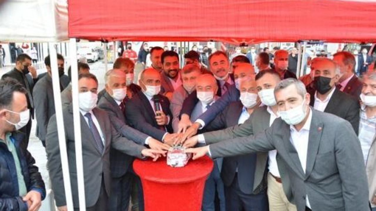 Körfez siyaseti, Asalet Petrol’ün açılışnda buluştu