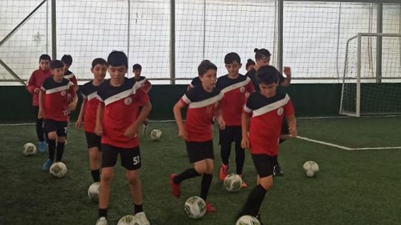 Körfez’de çocuklar sporla buluşuyor