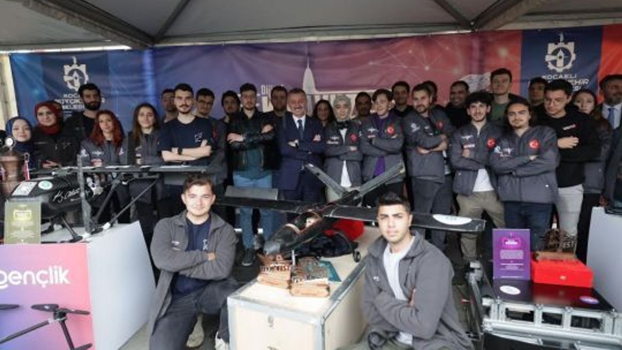 Başkan Büyükakın: Cumhuriyeti çocuklar ve gençler yükseltecek