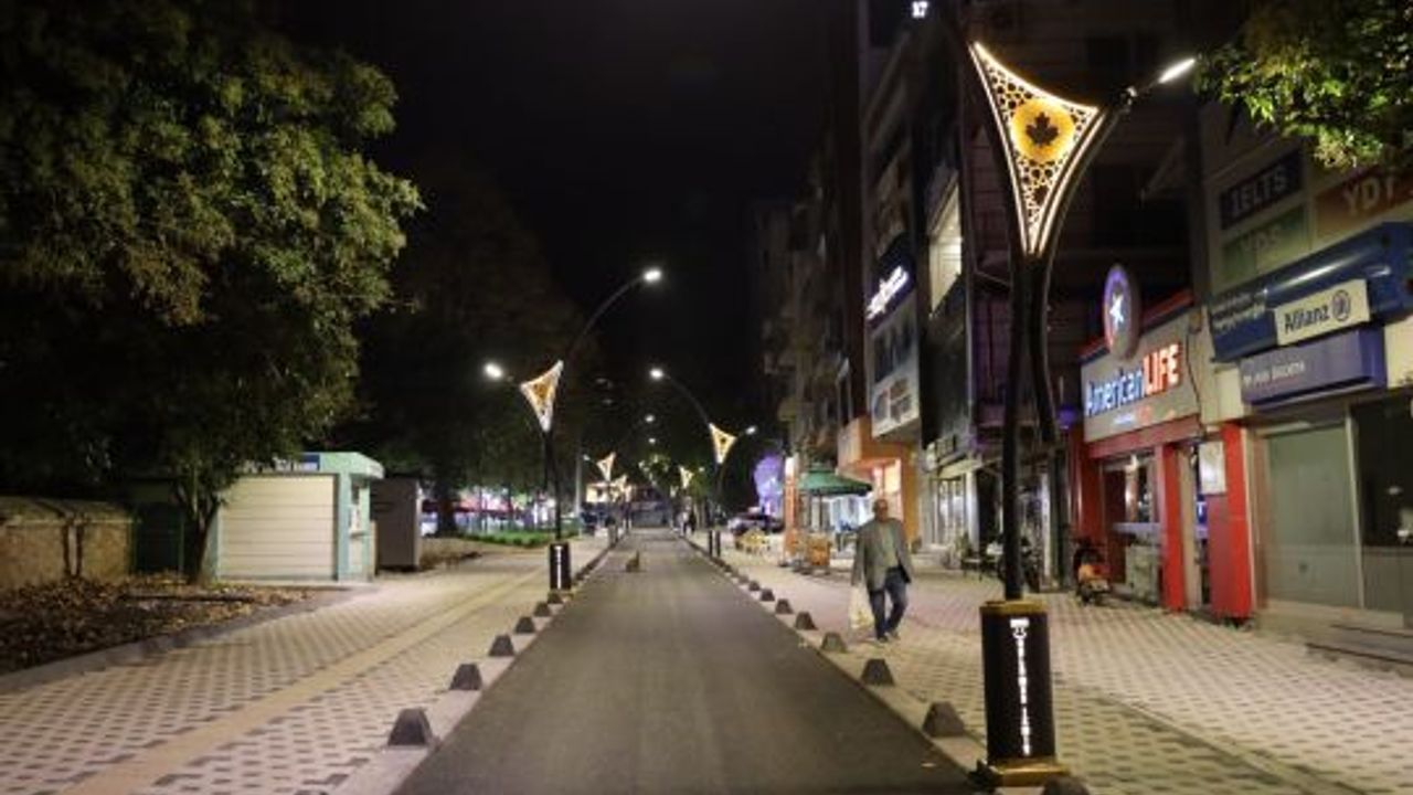 İzmit Belediyesi, Fen İşleri Müdürlüğü, kent dört bir yanını yeniledi