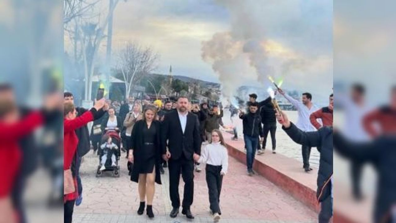 İyi Parti’den istifa eden, Ahmet Çakmak, CHP’ye katıldı