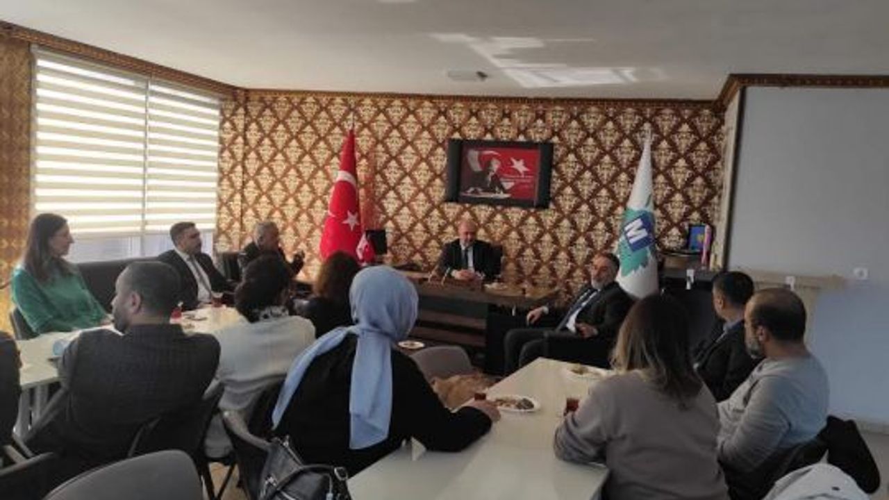 Orhan Bozkurt, meslektaşları ve  esnaf temsilcileri ile buluştu