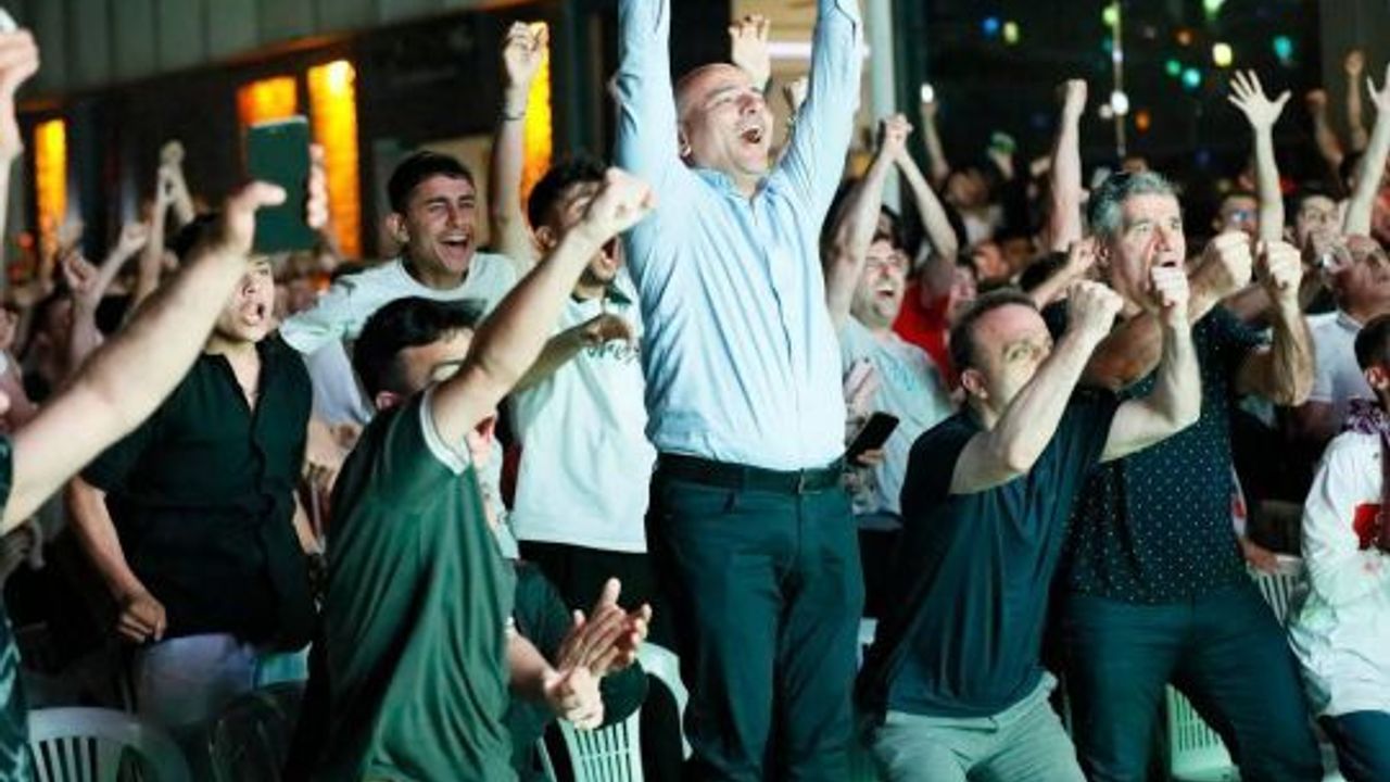 Milli heyecan, Körfez halkını coşturdu