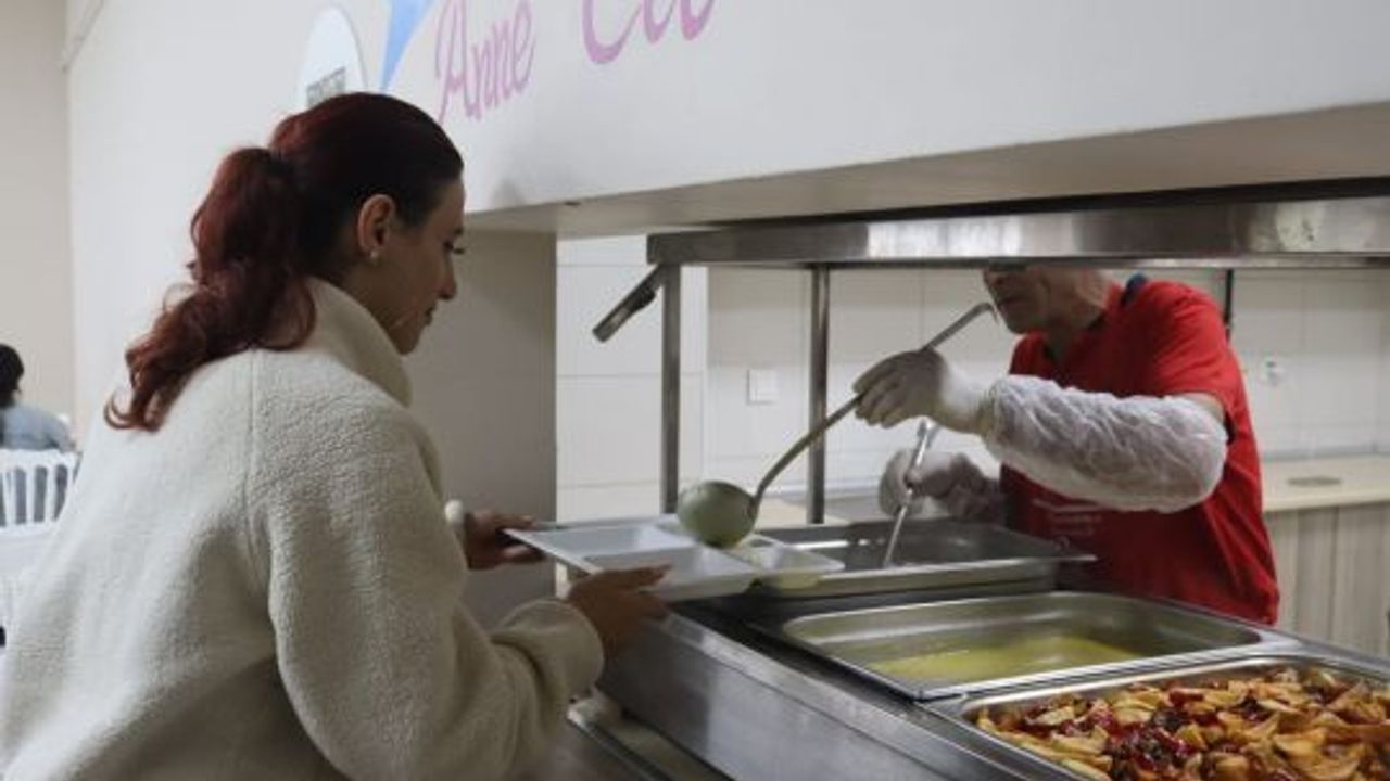 İzmit Belediyesi’nin, Anne Eli Projesi, Hizmete Girdi