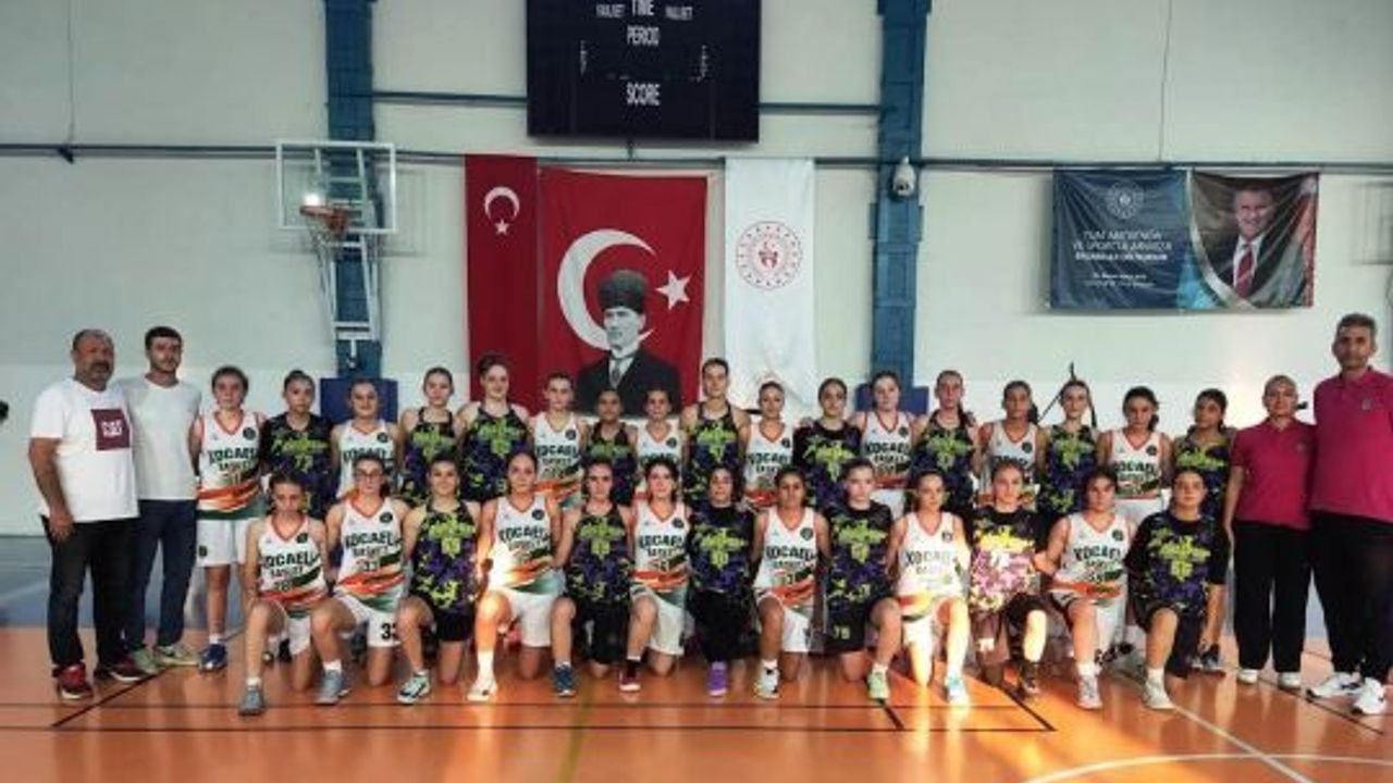 Kocaeli Basket Spor Kulübü ve Antspor Kulübü Dostane Maçta Karşılaştı