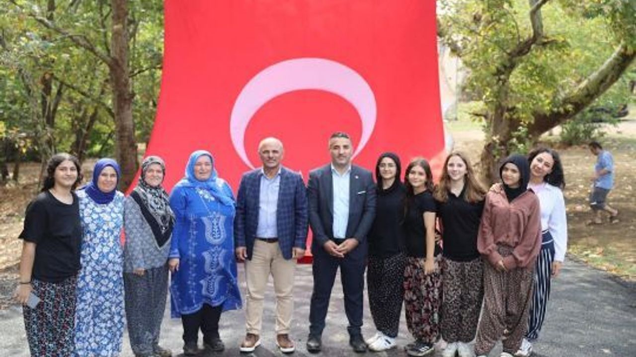 Körfez Belediye Başkanı Söğüt, Amasyalılar Derneği'nin, Pikniğinde Vatandaşlarla Bir Araya Geldi