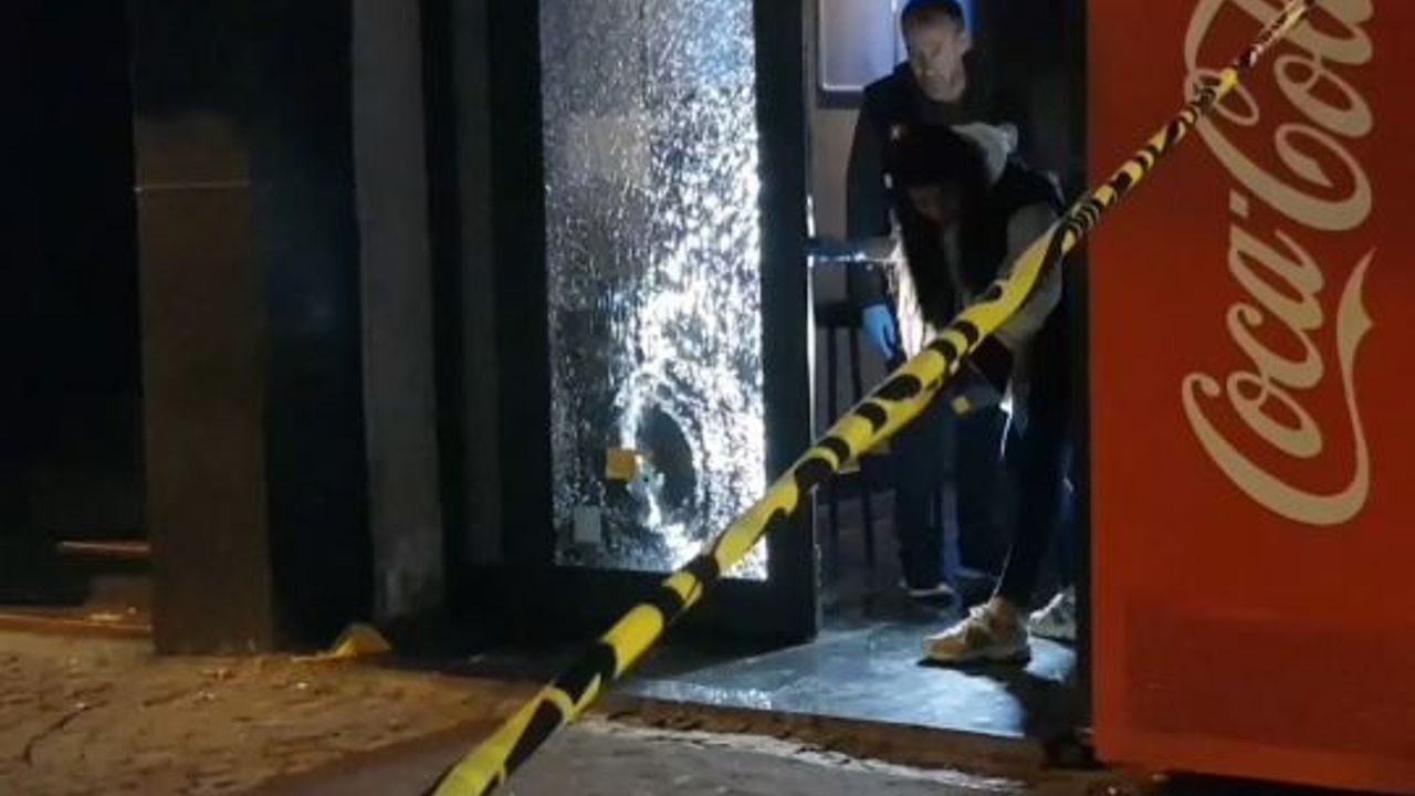 İzmit’te Eğlence Mekanına Silahlı Saldırı: 4 Yaralı