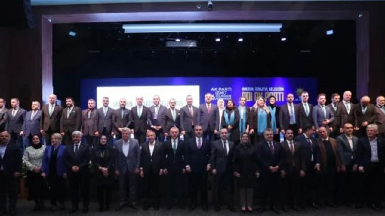 AK Parti İzmit İlçe Kongresinde Yeni Yönetim ve Delege Listesi Belli Oldu
