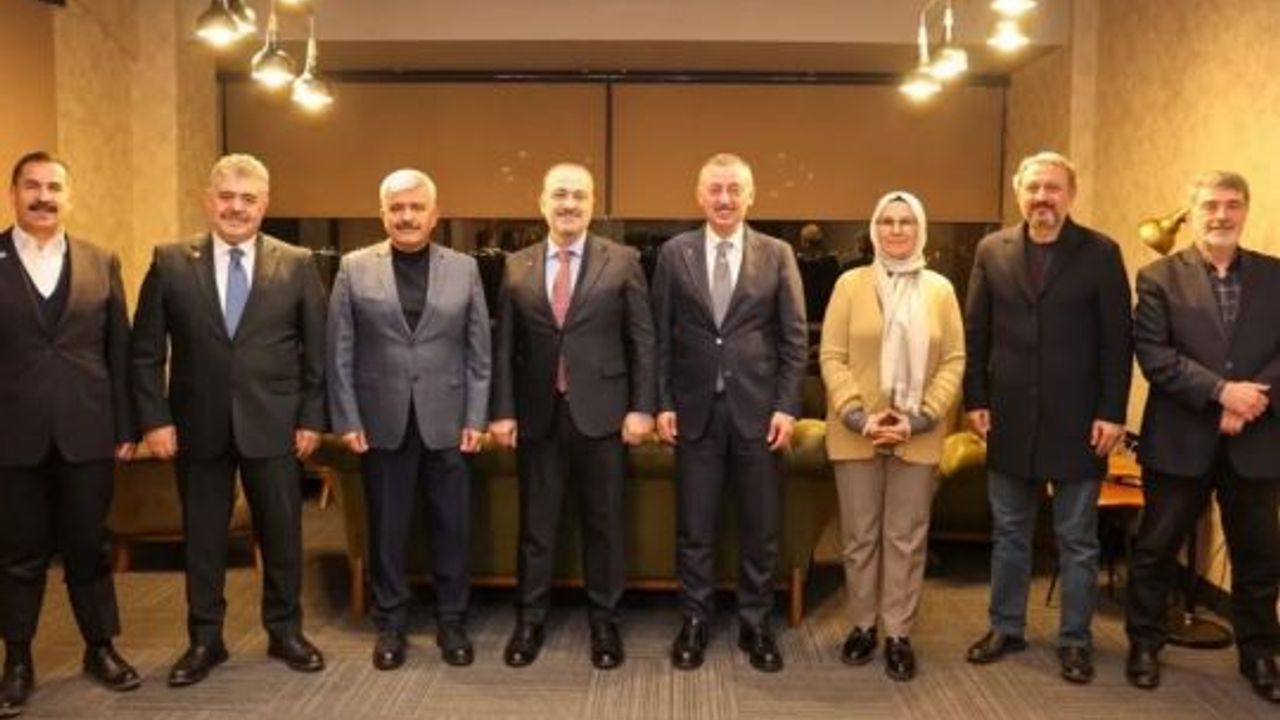 AK PARTİ KOCAELİ İL BAŞKANLIĞINDA 2024 YILINDAKİ SON KOORDİNASYON TOPLANTISI