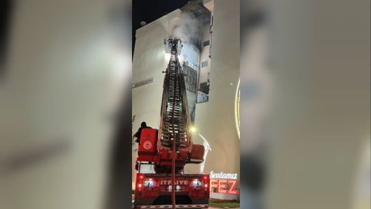 KÖRFEZ İLÇESİNDE, İŞ HANINDA, ÇIKAN YANGIN SÖNDÜRÜLDÜ