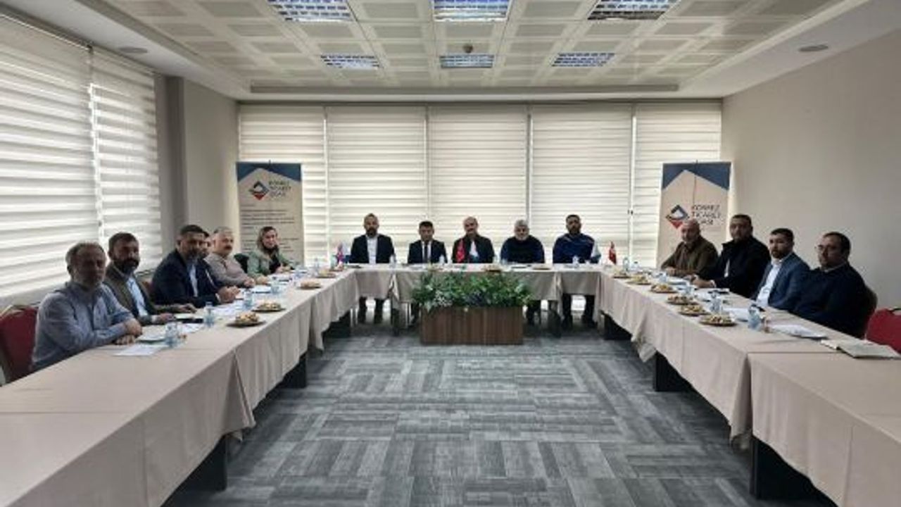 KÖRFEZ TİCARET ODASI'NDA, İLÇENİN ALTYAPI SORUNLARI ELE ALINDI