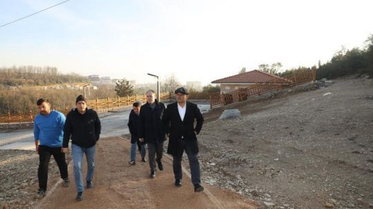 BAŞKAN SÖĞÜT, İLİMTEPE MİLLET BAHÇESİ'NDEKİ SON DOKUNUŞLARI İNCELEDİ.