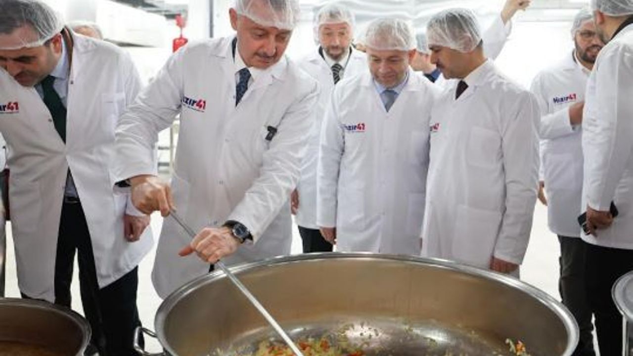 HIZIR41-AFET MUTFAĞI, İHTİYAÇ SAHİPLERİNE, NORMAL ZAMANDA DA HİZMET VERECEK