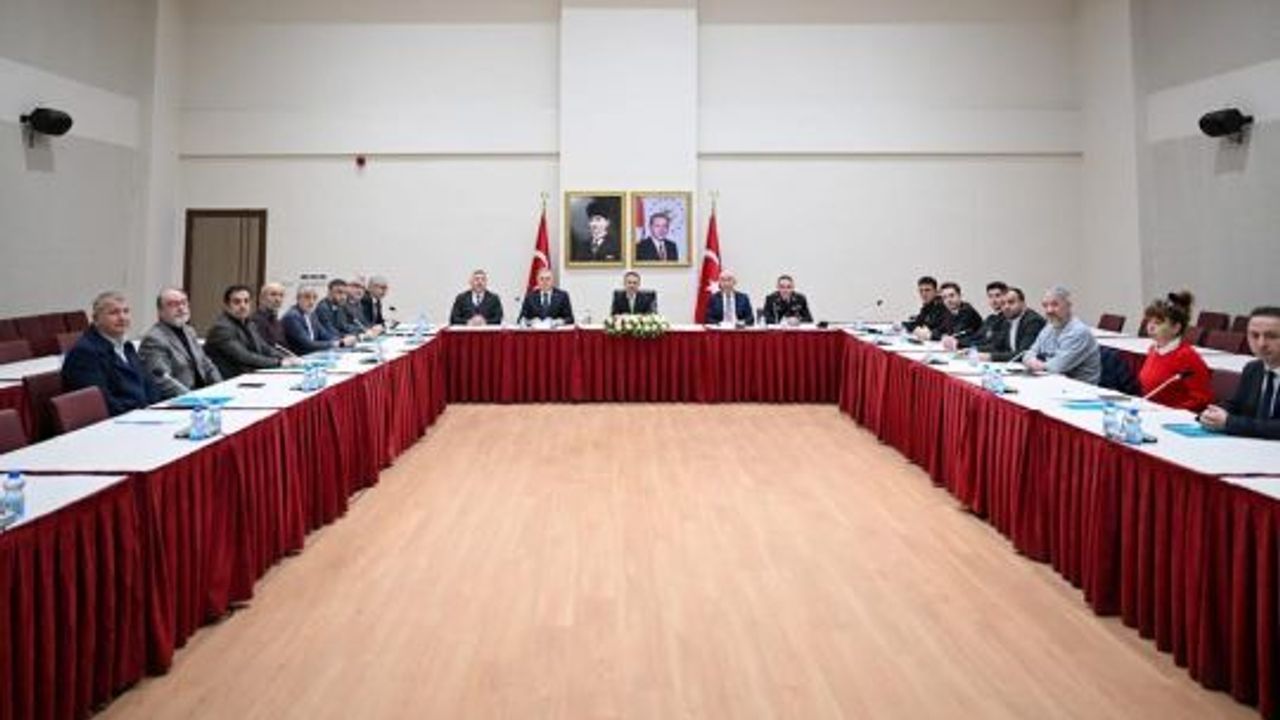 Vali İlhami Aktaş Başkanlığında, İl Spor Güvenliği Toplantısı Yapıldı
