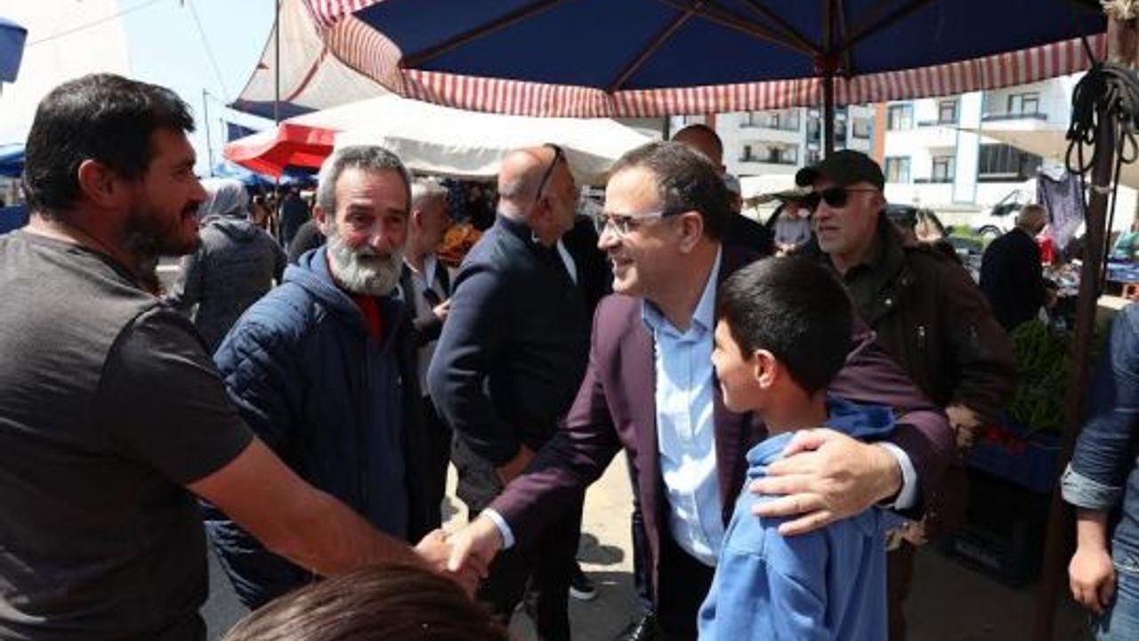 BAŞKAN SERTİF GÖKÇE, FATİH'TE PAZAR PAZARI'NDA!