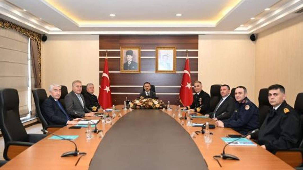 VALİ AKTAŞ, BAŞKANLIĞINDA HUZUR VE GÜVEN TOPLANTISI ETKİNLİĞİ