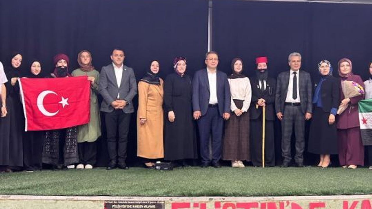 Derince Kız Anadolu İmam Hatip Lisesi, “Filistin’de Kadın Olmak” Tiyatro Oyunu Derince’de Sahnelendi