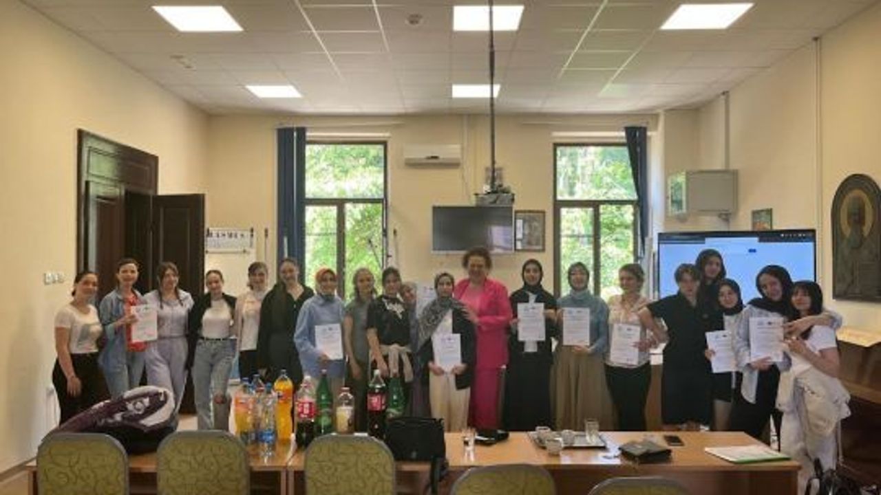 Derince’den Avrupa’ya Kültür Köprüsü: Öğrenciler Sırbistan’da Türk Kültürünü Tanıttı