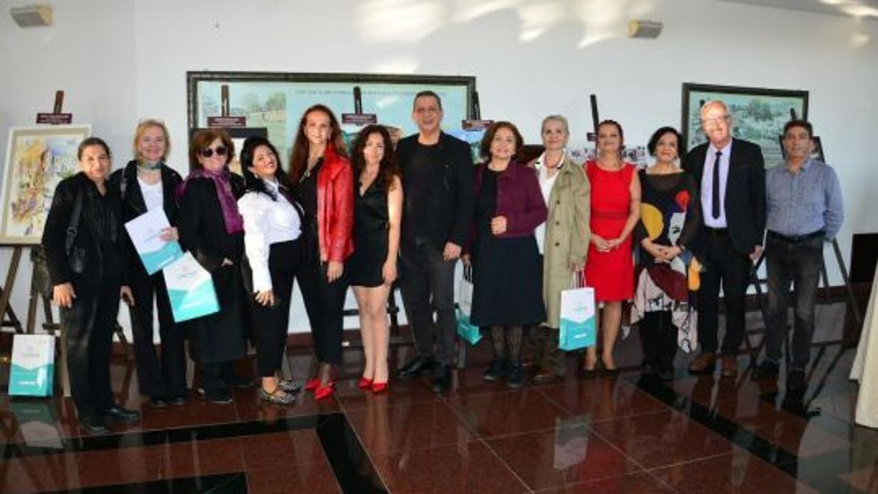 İzmit’in Hafızası Sanatla Canlanıyor: “Gez Çiz Yaz İzmit 2025” Sergisi Açıldı