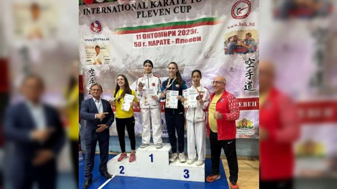 Körfezli Karateciler Bulgaristan’dan Madalyayla Döndü