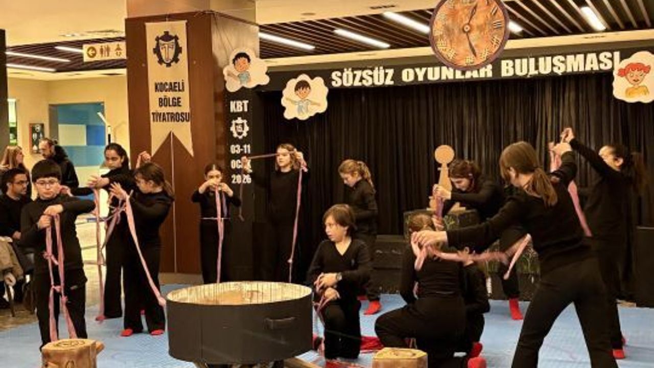 Kocaeli’de Çocuk ve Genç Oyuncular Festivalde Buluştu