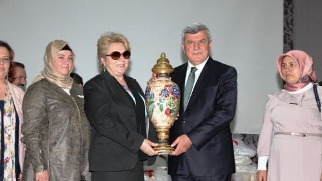 KO-MEK, Gelin Bohçaları Projesi ile Sergilere Start verdi