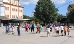 Körfez’de Çocuk Şenlikleri Renkli Görüntülere Sahne Oldu