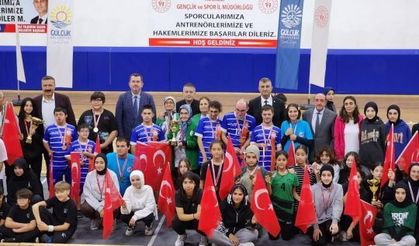 GÖLCÜK 100. YIL COŞKUSUNU 7’DEN 70’E SPORLA YAŞIYOR   