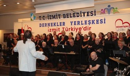 İstanbul Kültürler Korosu, büyüleyici konseriyle  SEKA ve İzmit’in zengin mirasını bir kez daha yansıttı