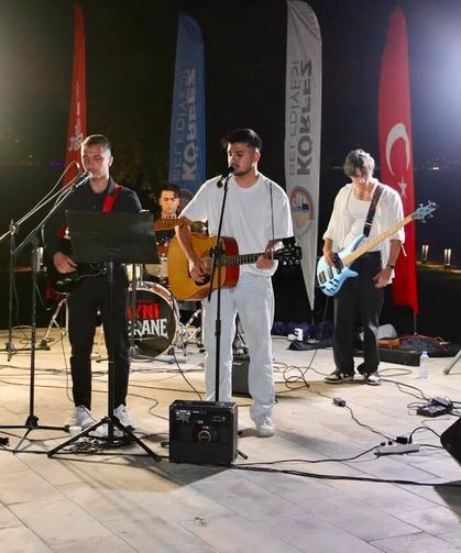 Körfez’de Yaz Akşamları Hereke Kalesi’nde Şenlendi