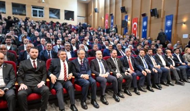 Cumhurbaşkanı Yardımcısı, Yılmaz, Kanaat Önderleriyle Buluştu.