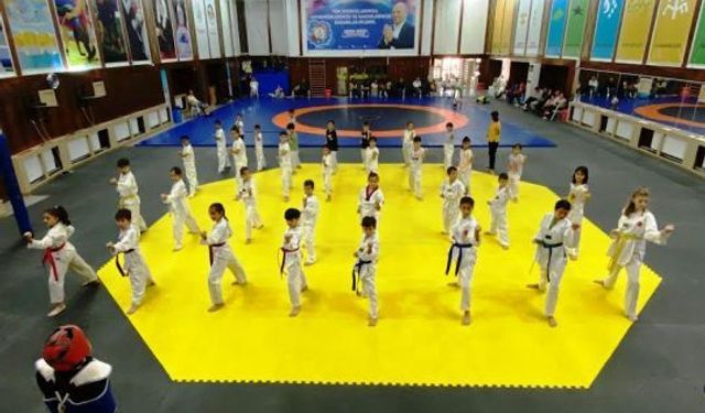 Körfez’de Spor Eğitimleri, ve Altyapı Çalışmaları Devam Ediyor