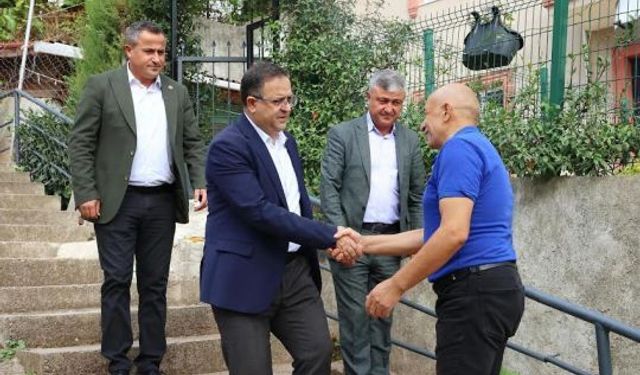 Başkan Gökçe Derince'de, Sorunları Yerinde, Tespit Edip Çözüm Üretiyor