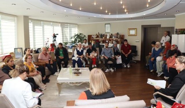 Başkan Hürriyet Halk Günü’nde Vatandaşları Dinledi