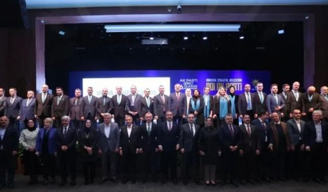 AK Parti İzmit İlçe Kongresinde Yeni Yönetim ve Delege Listesi Belli Oldu