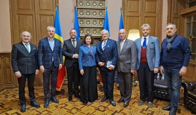 İzmit Belediyesi Sanat Akademisi IGF Gold Star Ödülü Aldı