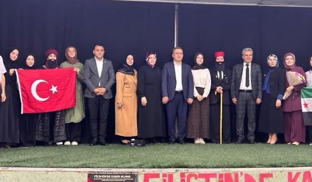 Derince Kız Anadolu İmam Hatip Lisesi, “Filistin’de Kadın Olmak” Tiyatro Oyunu Derince’de Sahnelendi