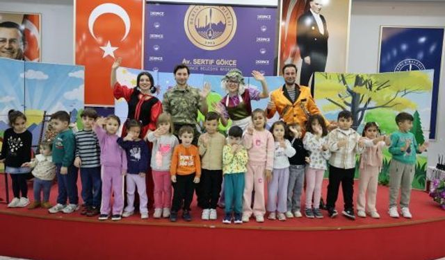 Derince’de Dünya Çocuk Hakları Günü Coşkuyla Kutlandı