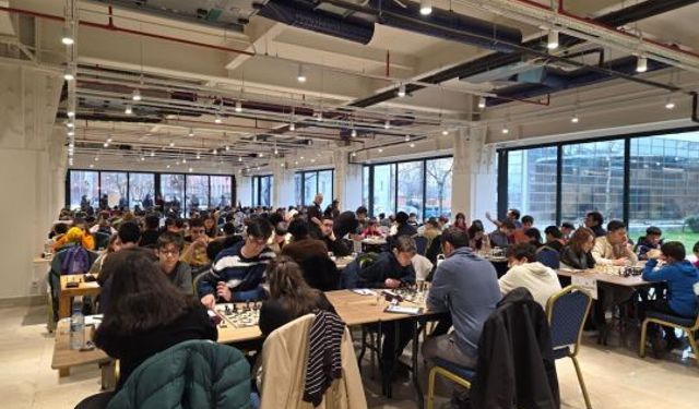 Kocaeli Sanayi Odası Satranç Turnuvası Renkli Görüntülere Sahne Oldu