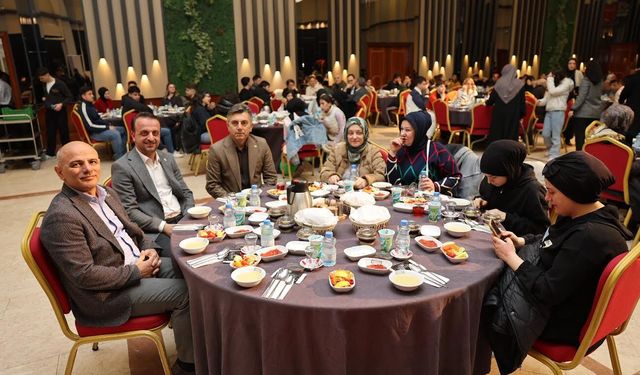 Başkan Söğüt, yeryüzünün emanetleriyle iftarda buluştu